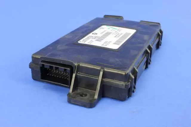 Hub Receiver - Mopar (5026794AH)