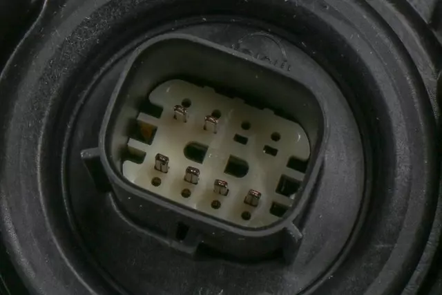 84388631 - Electrical: Composite Assembly for Chevrolet: Silverado 1500, Silverado 1500 LD Image