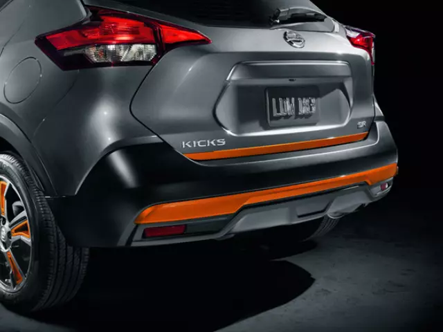 Rear Bumper Accent, Color Studio - Nissan (T99G8-5RL6F)