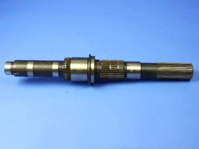 5072299AA - Transfer Case Model 242 [DHP]: Transfer Case Mainshaft for Jeep: Liberty Image