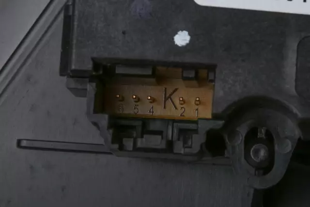 Floor Rear Air Distributor - GM (22920714)