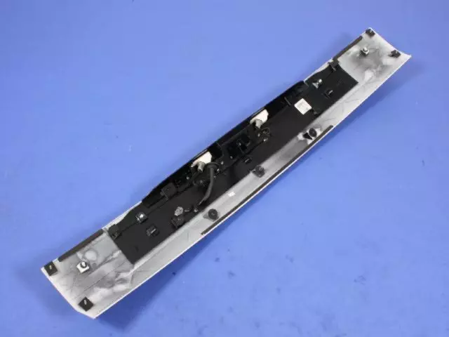 Lift-Gate Handle - Mopar (1VW72SW1AA)