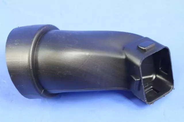Air Distribution Duct - Alfa Romeo (68251335AA)