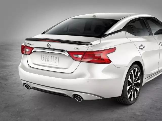 Sport Rear Spoiler - Nissan (T99J1-4RA2B)
