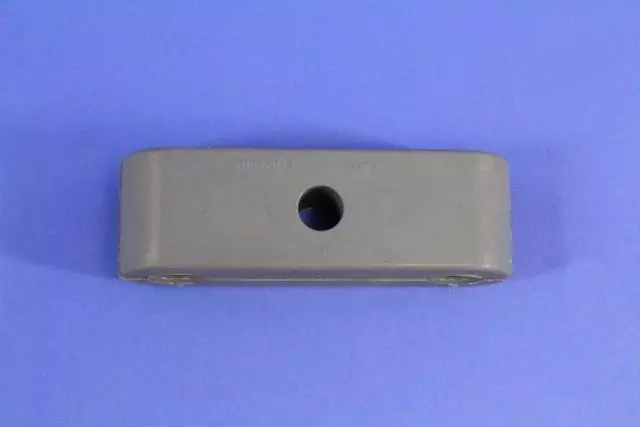 Support D`échappement Isolateur - Mopar (04763667AD)