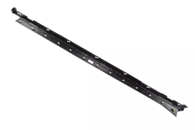 Black Driver Side Rocker Panel Molding - GM (84796617)