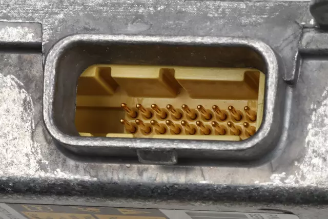 Airbag Sensing and Diagnostic Module - GM (19244525)