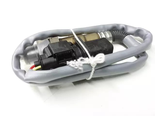 Oxygen Sensor - Volkswagen (06G-906-262-F)