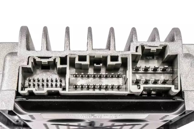 Radio Speaker Amplifier - GM (25796753)