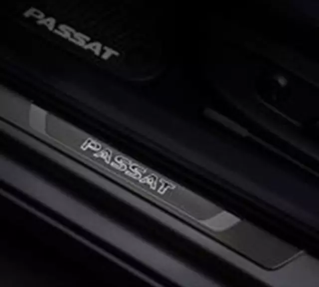 Illuminated Door Sill - Volkswagen (561-071-300)