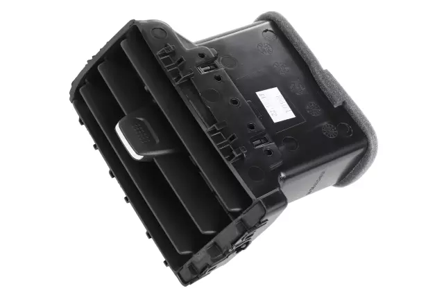 Black Driver Side Instrument Panel Center Air Outlet - GM (84670205)