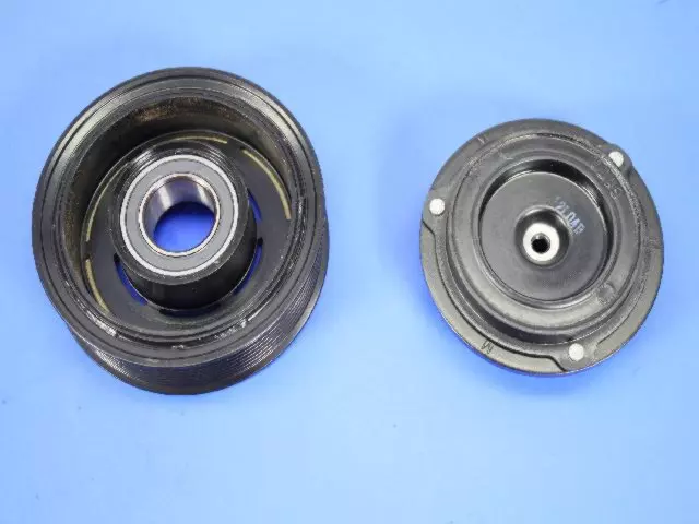 68078146AB - Air Conditioners and Heaters: A/c Compressor Pulley Hub Kit for Mopar Image