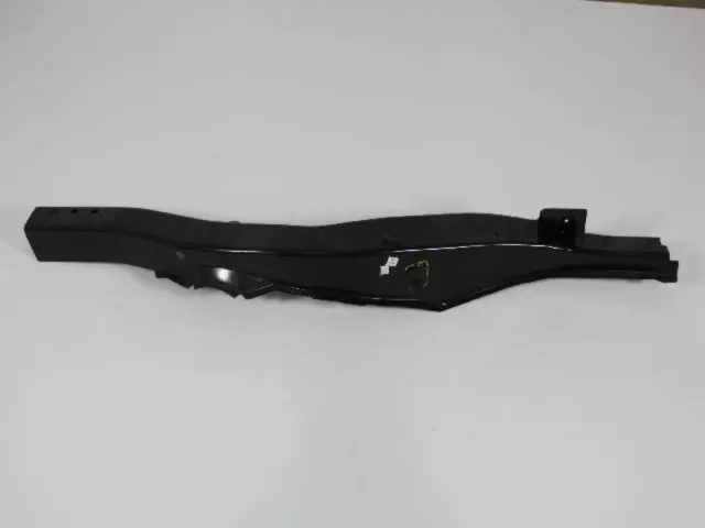 68040792AA - Body Sheet Metal Except Doors: Rear Floor Pan Side Rail, Right for Jeep: Grand Cherokee Image