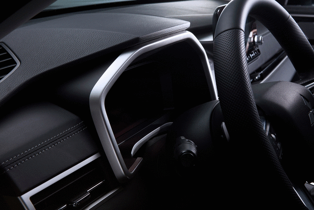 MZ360682EX - Performance: Gauge Bezel Trim, Silver for Mitsubishi: Outlander Image