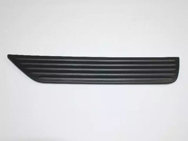 55255902 - Body: Step Pad for Dodge: Dakota Image