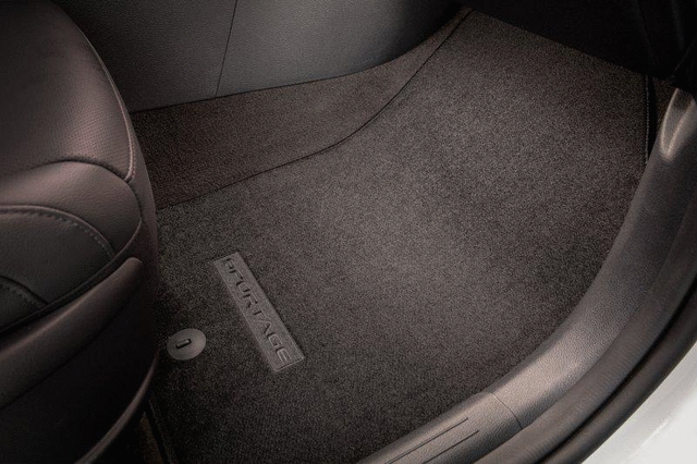 DWF14AU001 - Interior: Floor Mats - Carpet for Kia: Sorento, Sportage Image