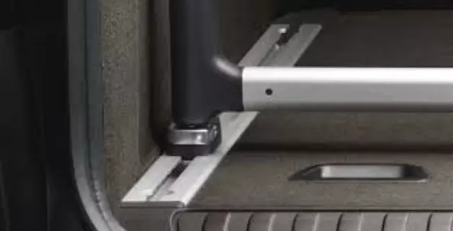 Loadspace Rails - 5+2 Seat - Land-Rover (VPLWS0243)