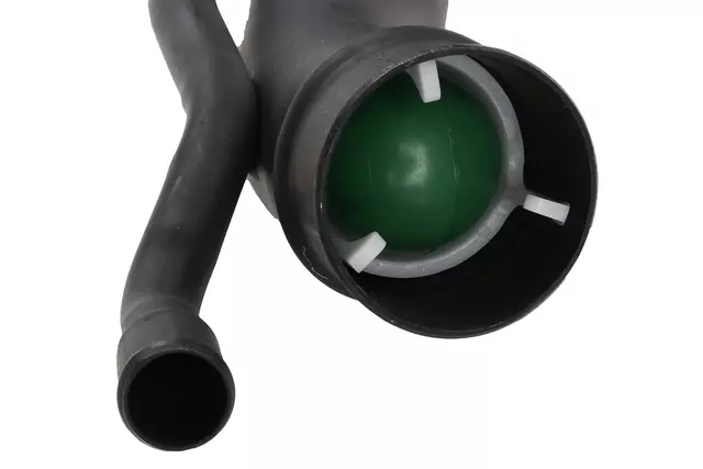 Fuel Tank Filler Pipe - GM (15712082)