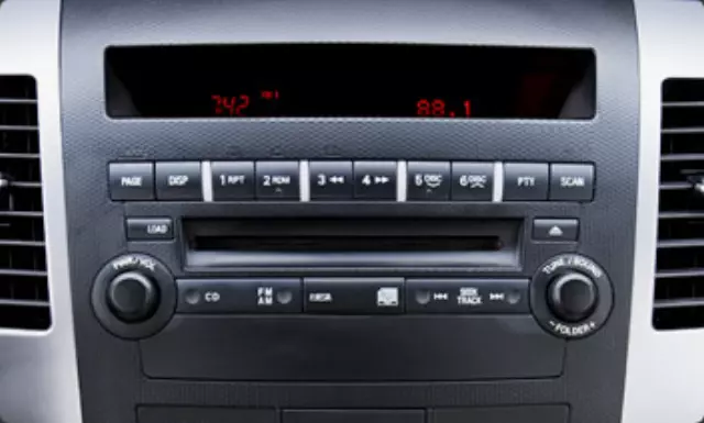 CD Changer - 6Disc & MP3 Tuner - Mitsubishi (8701A469)