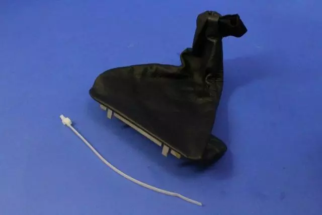 Boot - Mopar (PD66TX9)