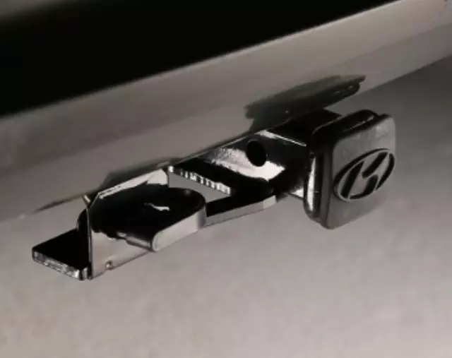D3F61AU000 - : Tow Hitch for Hyundai Image