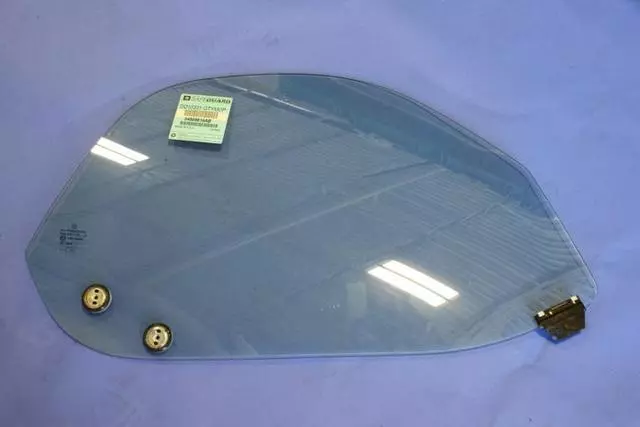 Door Glass, Right - Mopar (4865616AB)
