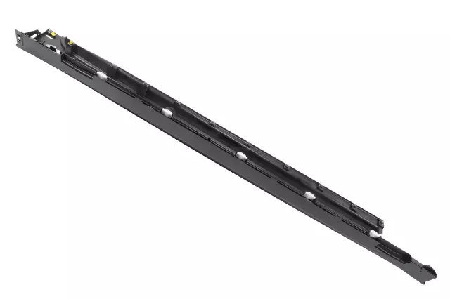 Primed Driver Side Rocker Panel Molding - GM (84060247)