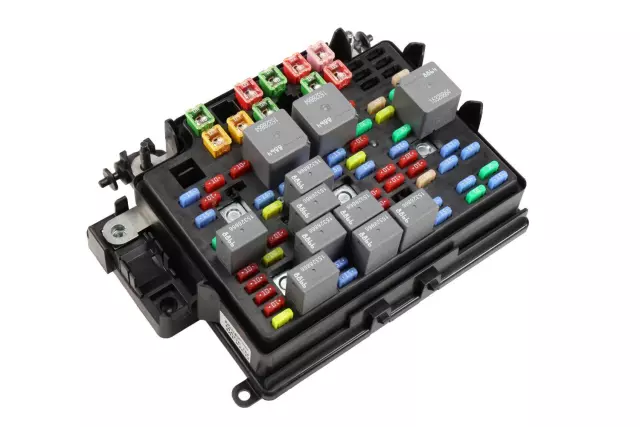 15786043 - : Engine Wiring Harness Junction Block for Cadillac: Escalade, Escalade EXT | Chevrolet: Avalanche 1500, Avalanche 2500, Silverado 1500, Tahoe | GMC: Sierra 1500, Yukon Image