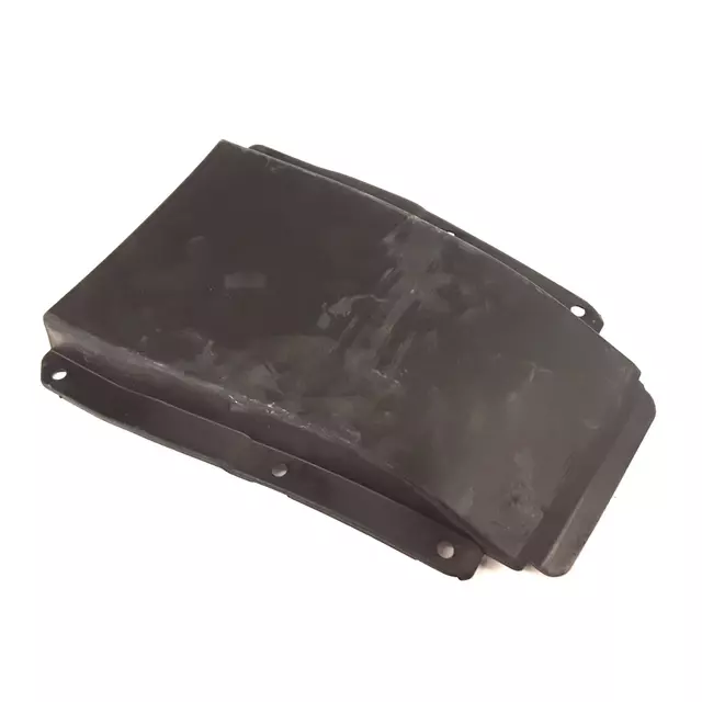 420807946A - Body: Air Duct for Audi: R8 Image