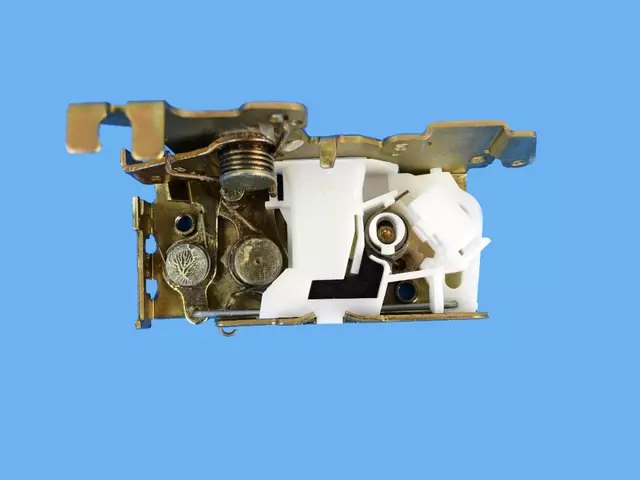 Cargo Door Latch, Right - Mopar (05104358AA)