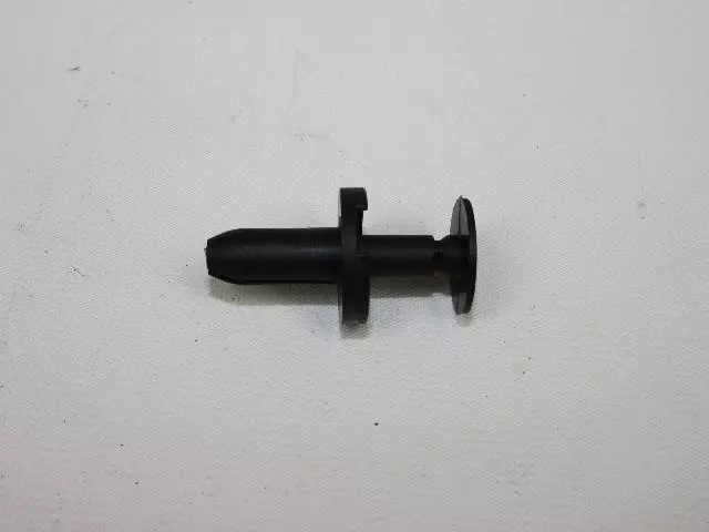 Push Pin - Mopar (5160260AA)