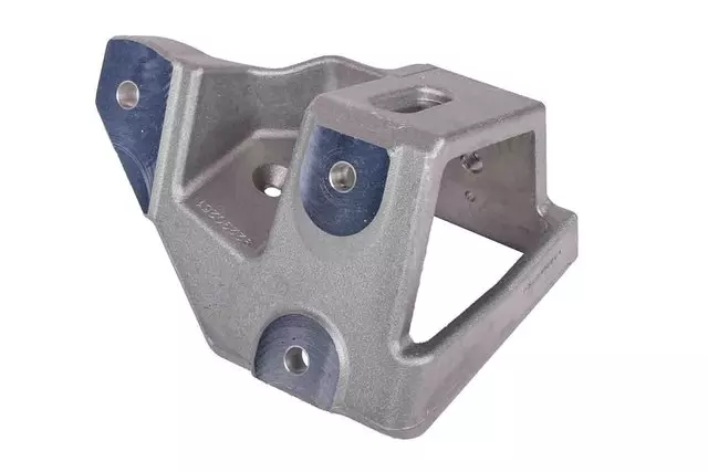 Driver Side Engine Mount Bracket - GM (92290251)