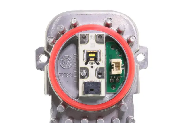 Headlight Control Module - VEMO (V20-73-0205-1)