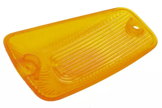 15951646 - : Part# 15951646 Amber Roof Clearance Lamp Lens for Chevrolet: C1500, C2500, C3500, K1500 Pickup, K2500 Pickup, K3500 Pickup | GMC: C1500 Pickup, C2500 Pickup, C3500 Pickup, K1500 Pickup, K2500 Pickup, K3500 Pickup Image