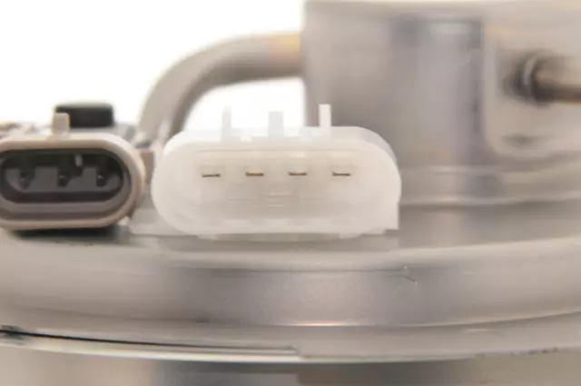 Fuel Pump and Level Sensor Module with Seal - GM (19167482)