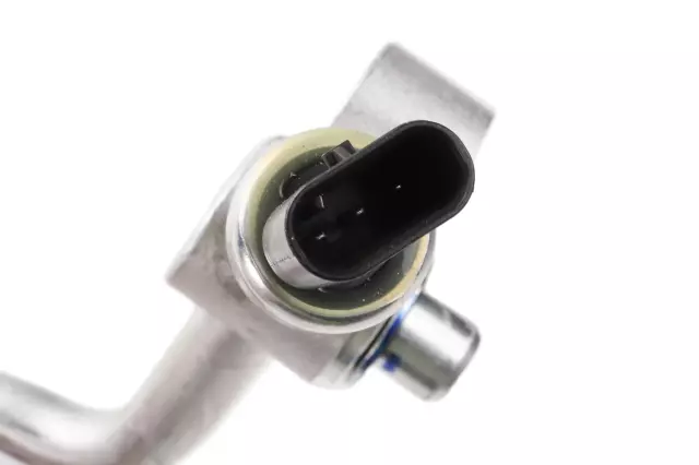 42752132 - : Air Conditioning Condenser Hose for GM Image