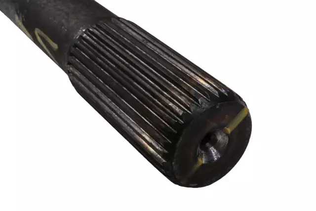 20920666 - Universals &amp; Rear Axle: Axle Shafts for Chevrolet: Silverado 2500 HD, Silverado 3500 HD, Suburban 3500 HD | GMC: Sierra 2500 HD, Sierra 3500 HD Image