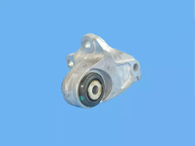 Torque Strut Bracket - Mopar (68157407AC)