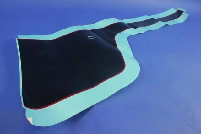 Hood Decal, Right - Mopar (5SY12RXFAA)