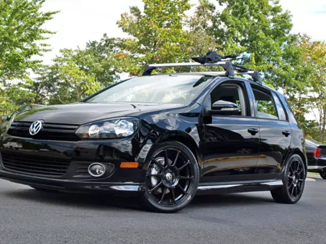 5K0071685DS041 - Exterior: Side Skirts - Painted - Black A1A1 for Volkswagen Image