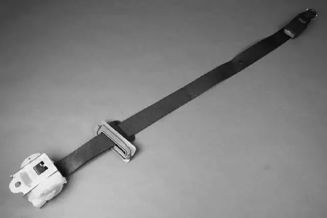 Rear Seat Belt - Mopar (0UW811D1AF)