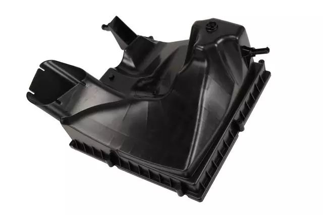 2015-2017 GM - Air Cleaner Housing - GM (13468543)
