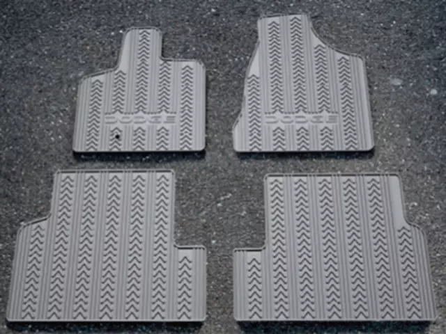 Mat Kit - Mopar (82213297)