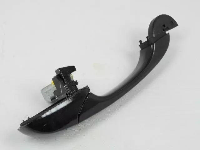 Exterior Door Handle, Left - Mopar (XU55AXRAG)