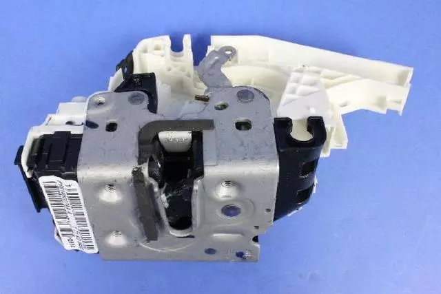 Latch - Mopar (68146027AC)