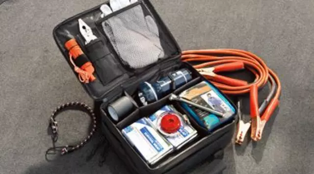 Emergency Assistance Kit - Toyota (PT420-00130)