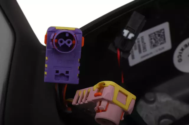 Steering Wheel - GM (87821690)