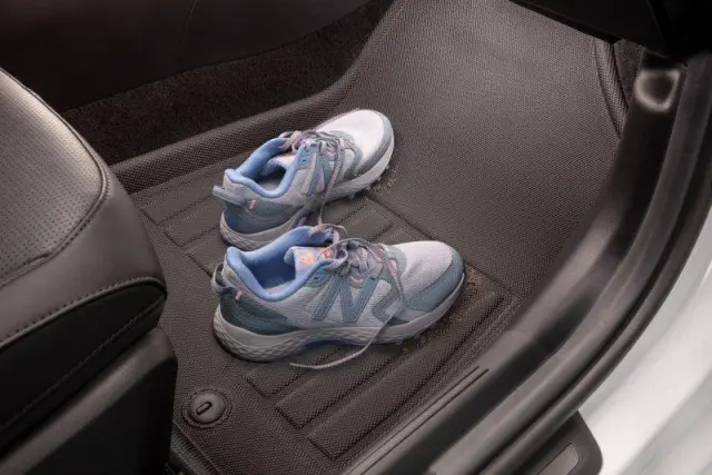 ATF13AU000 - Interior: All Season Fitted Liners for Kia: Niro Image