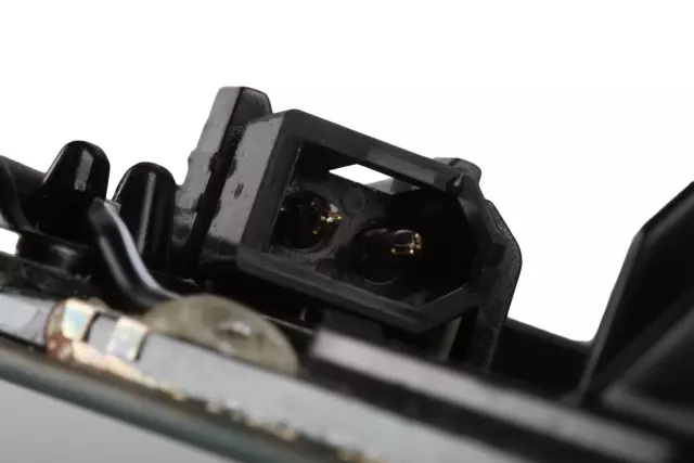 Driver Side Door Mirror - GM (84348246)