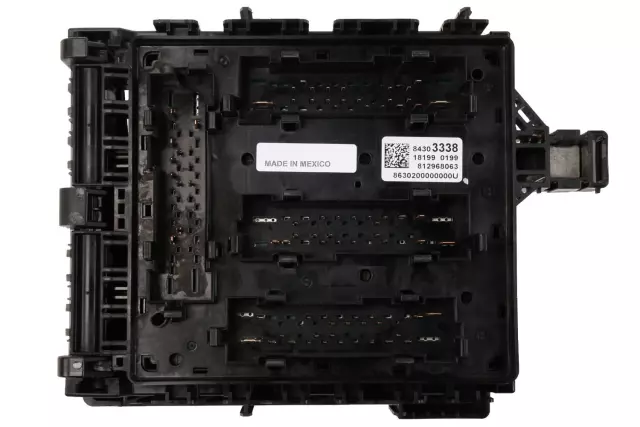 Engine Wiring Harness Junction Block - GM (84303338)